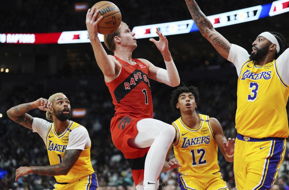 湖人队在防 湖人队在防