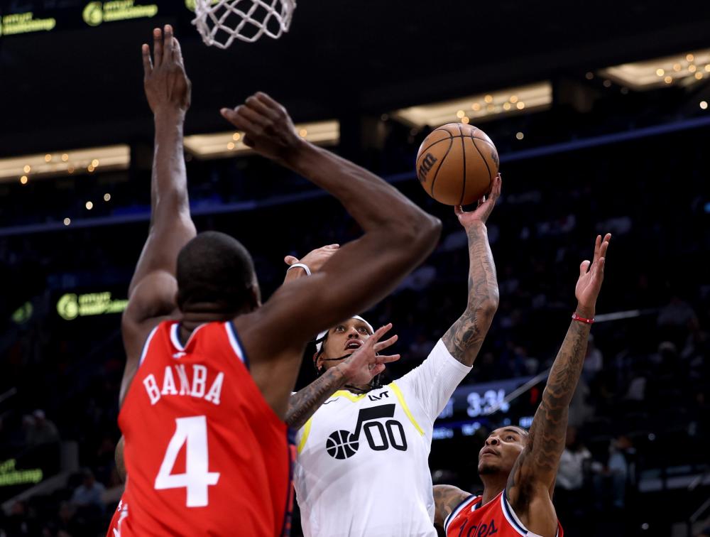 但同时暴露 但同时暴露